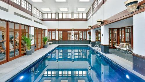 indoor-pool